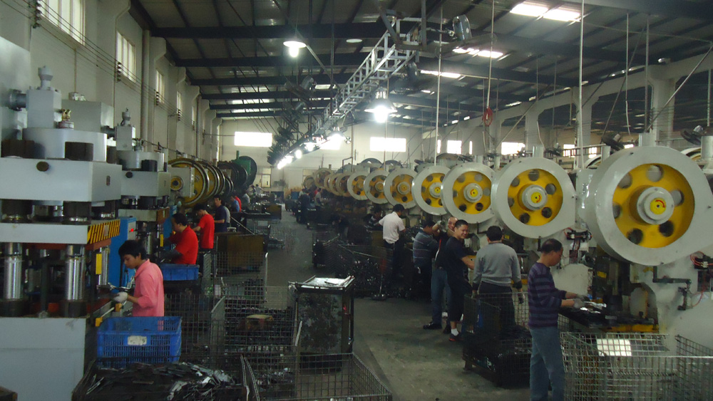 Taller de Estampado de Ruedas
